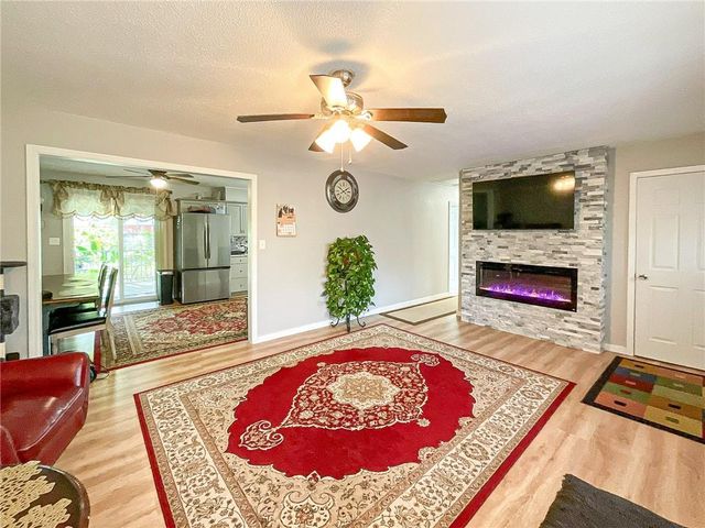 2531 Maplewood Lane, Sedalia, MO 65301