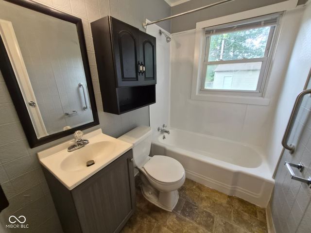 5329 E 34th Street, Indianapolis, IN 46218