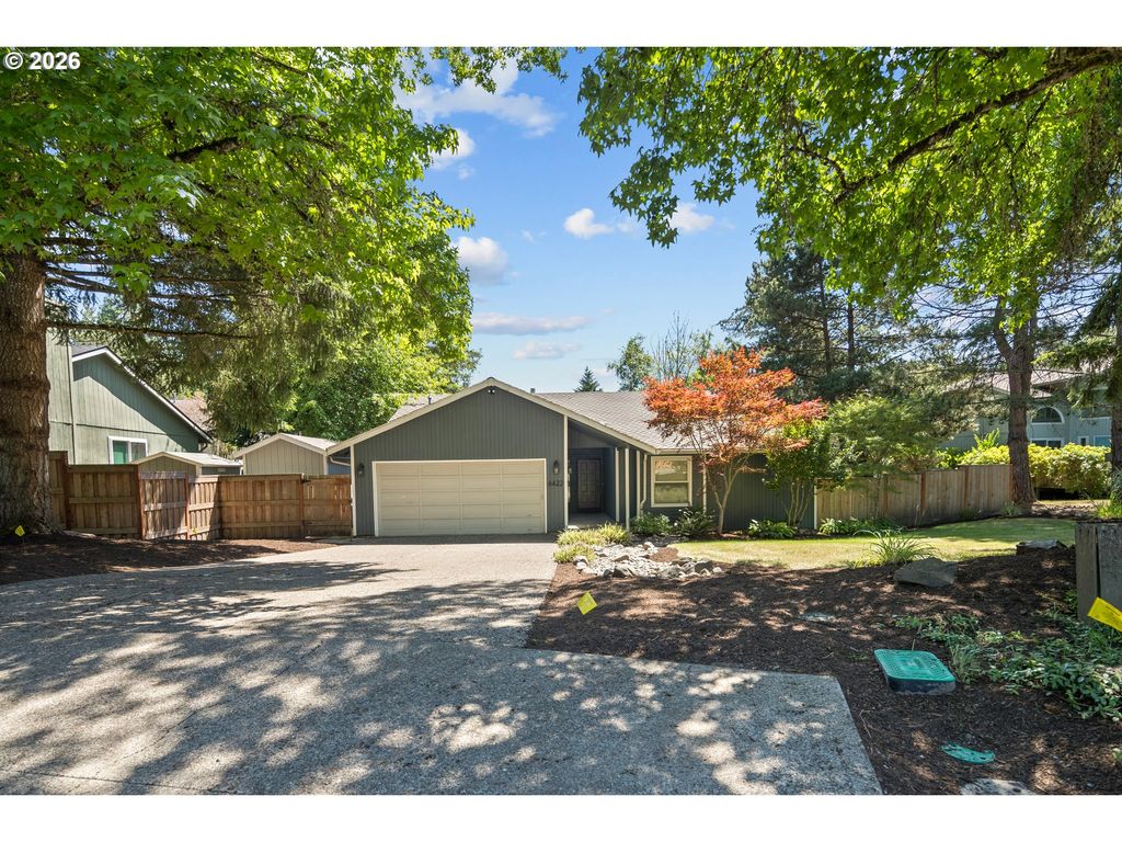 6422 Sw ROUNDTREE Ct, Portland, OR 97219