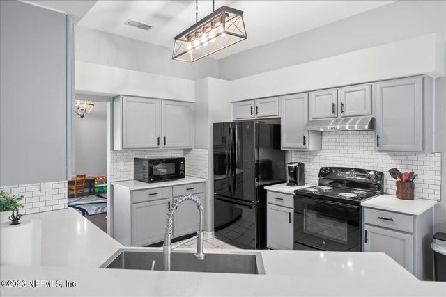 530 REMINGTON FOREST Drive, St. Johns, FL 32259