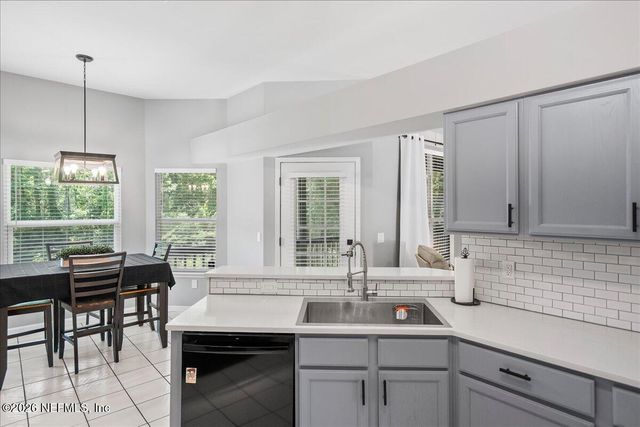 530 REMINGTON FOREST Drive, St. Johns, FL 32259