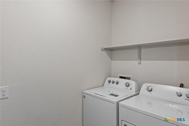 328 Fairfax Avenue, San Marcos, TX 78666