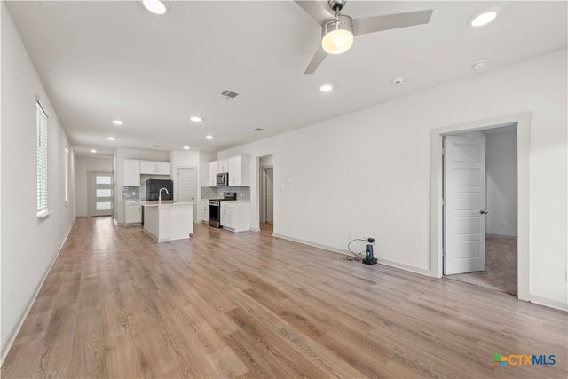328 Fairfax Avenue, San Marcos, TX 78666