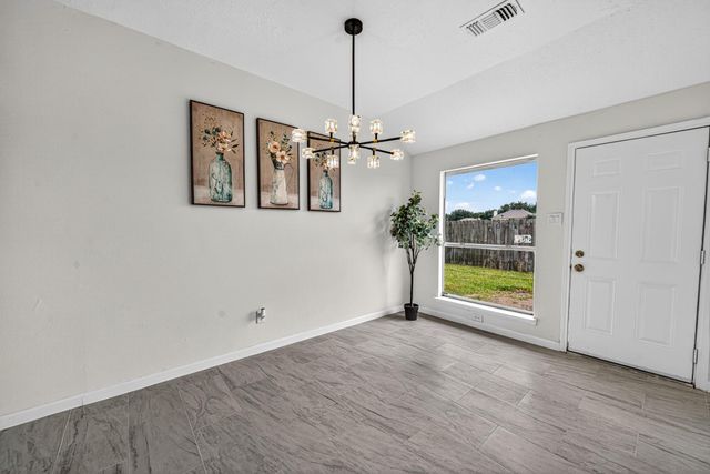 16119 Mission Glen Drive, Houston, TX 77083