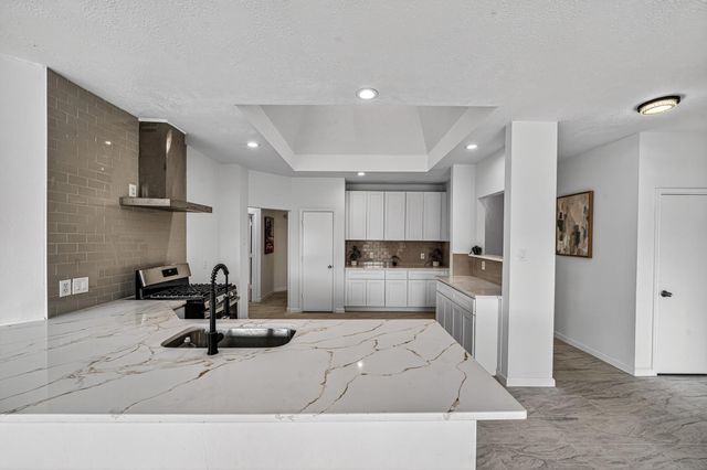 16119 Mission Glen Drive, Houston, TX 77083