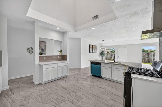 16119 Mission Glen Drive, Houston, TX 77083