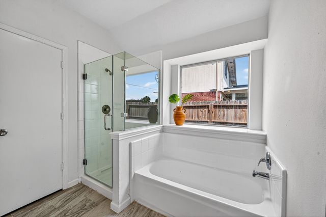 16119 Mission Glen Drive, Houston, TX 77083