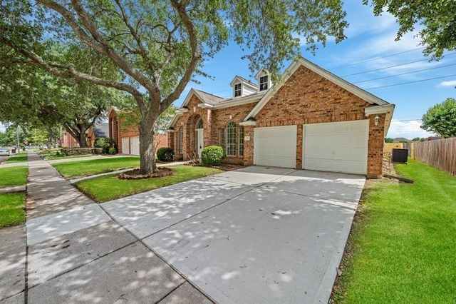 16119 Mission Glen Drive, Houston, TX 77083