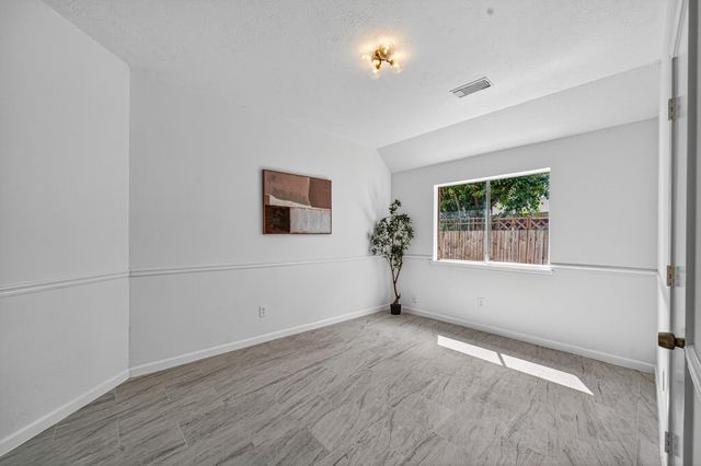 16119 Mission Glen Drive, Houston, TX 77083