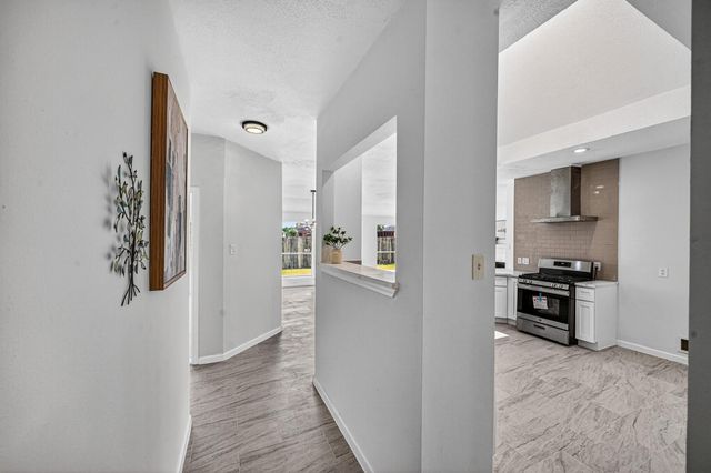 16119 Mission Glen Drive, Houston, TX 77083