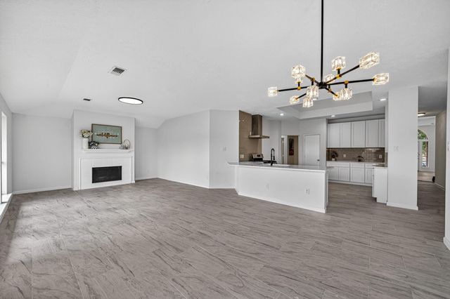 16119 Mission Glen Drive, Houston, TX 77083