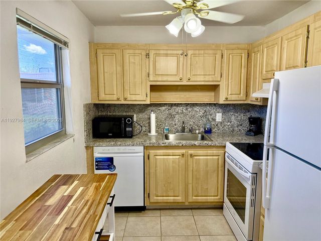 293 Seville M 293 293, Delray Beach, FL 33446