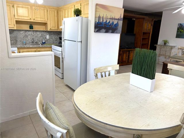 293 Seville M 293 293, Delray Beach, FL 33446