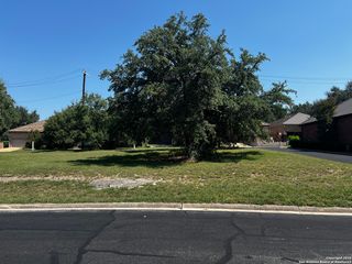 9 Hendon, San Antonio, TX 78257
