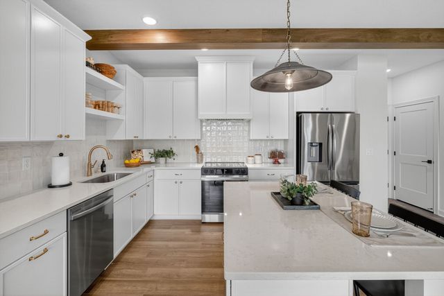 7663 Presence Lane, West Des Moines, IA 50266