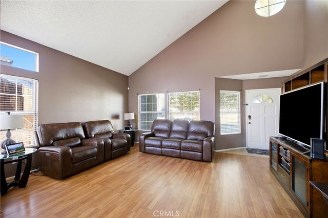 10613 Pepper Ridge, Moreno Valley, CA 92557
