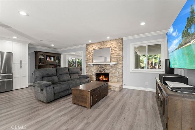 1170 Gleneagles, Costa Mesa, CA 92627