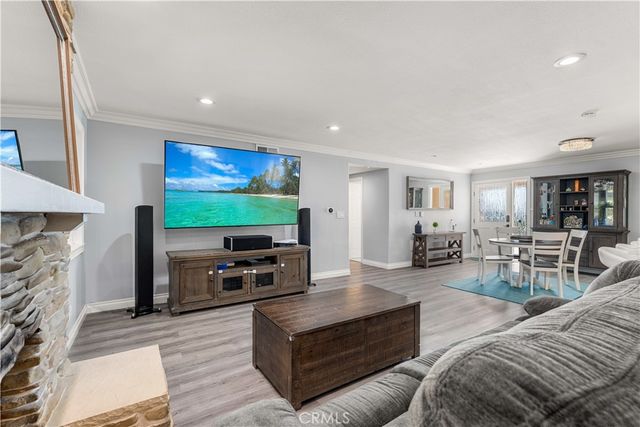 1170 Gleneagles, Costa Mesa, CA 92627