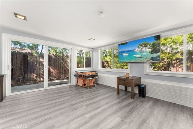 1170 Gleneagles, Costa Mesa, CA 92627