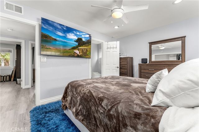 1170 Gleneagles, Costa Mesa, CA 92627