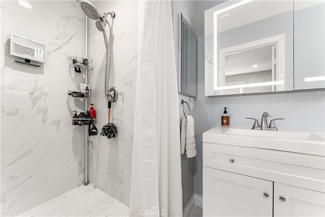 1170 Gleneagles, Costa Mesa, CA 92627