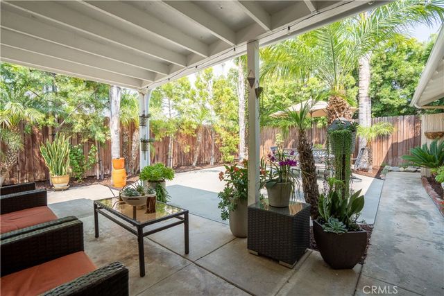 1170 Gleneagles, Costa Mesa, CA 92627