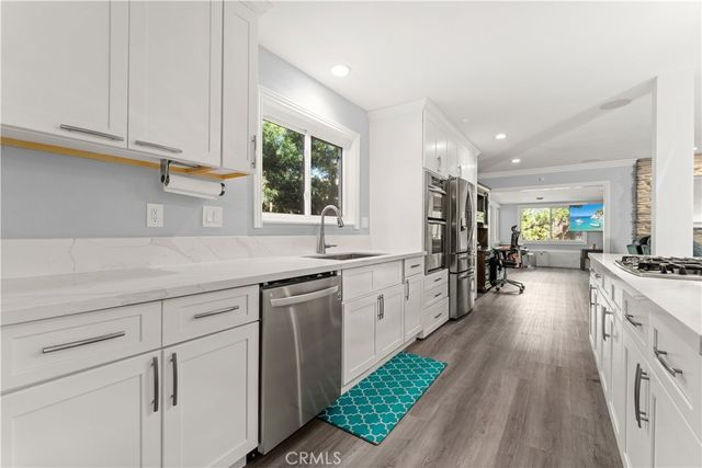 1170 Gleneagles, Costa Mesa, CA 92627