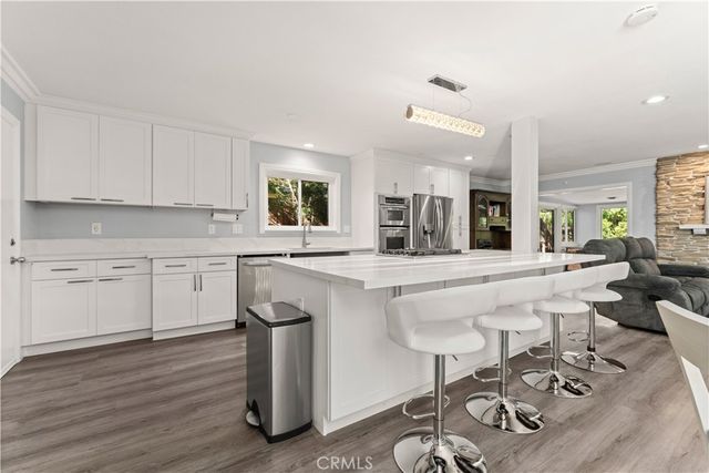 1170 Gleneagles, Costa Mesa, CA 92627