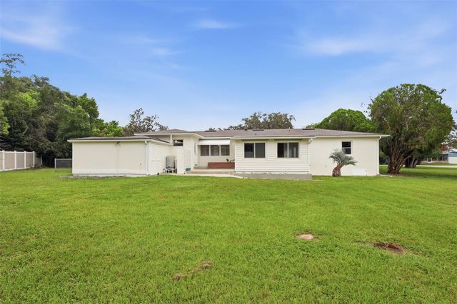18 ASTER DRIVE, Debary, FL 32713
