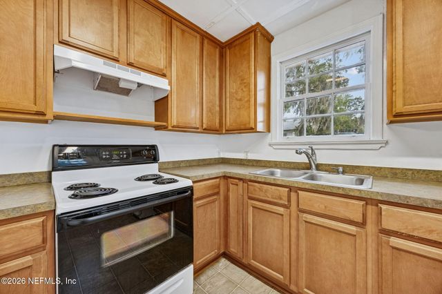 1250 MCDUFF Avenue S, Jacksonville, FL 32205