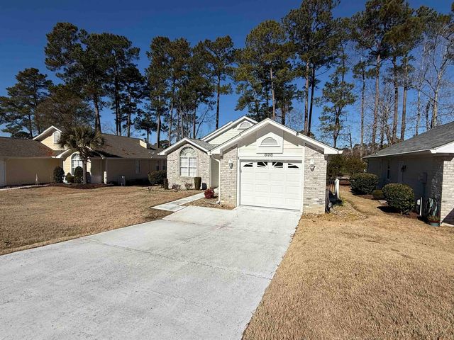 898 Knoll Dr., Little River, SC 29566