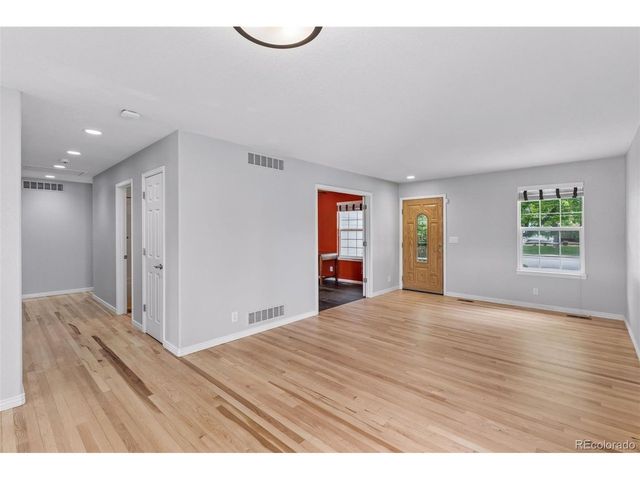 2758 E 109th Ave, Northglenn, CO 80233