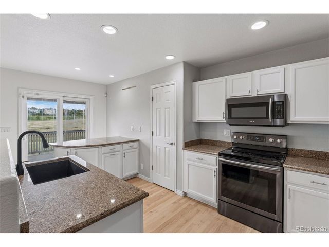 2758 E 109th Ave, Northglenn, CO 80233