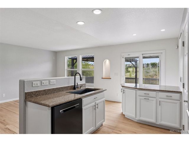 2758 E 109th Ave, Northglenn, CO 80233