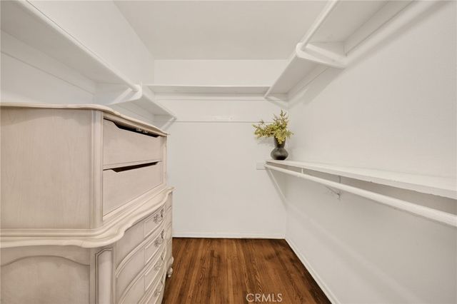 5020 Alcove Avenue, Valley Village, CA 91607