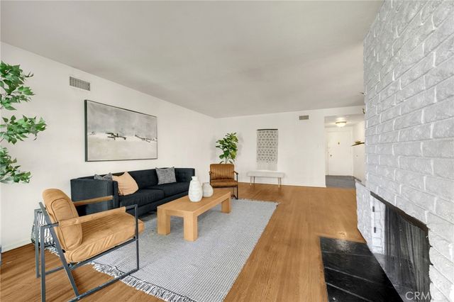 5020 Alcove Avenue, Valley Village, CA 91607