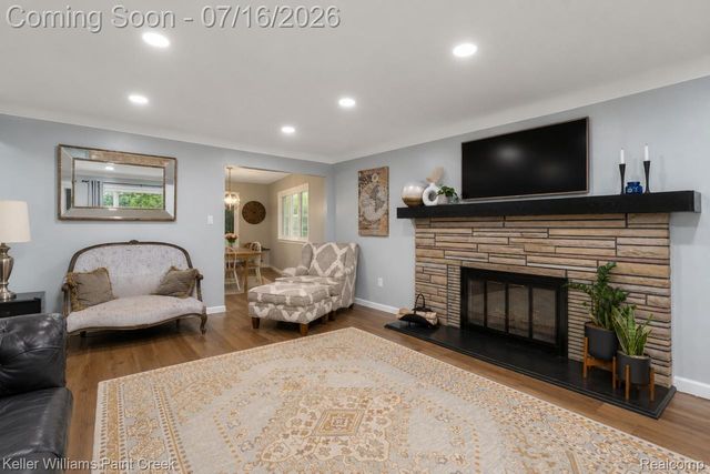 197 Perrydale Street, Rochester Hills, MI 48306