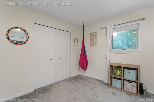 197 Perrydale Street, Rochester Hills, MI 48306