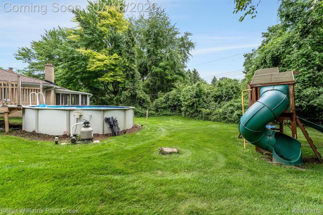197 Perrydale Street, Rochester Hills, MI 48306