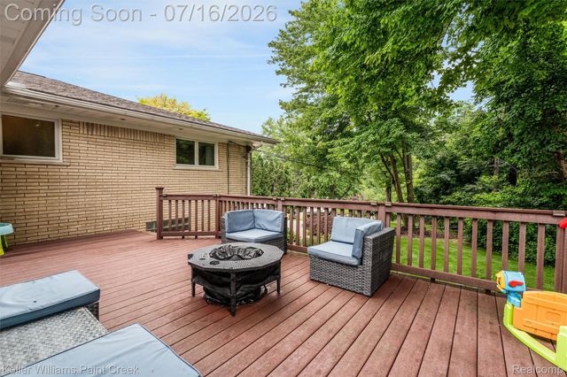 197 Perrydale Street, Rochester Hills, MI 48306