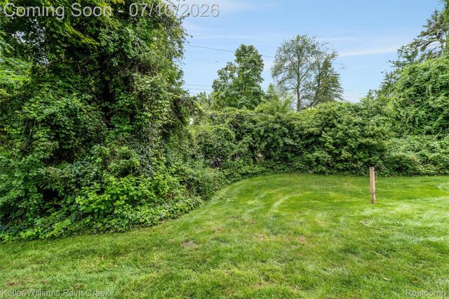 197 Perrydale Street, Rochester Hills, MI 48306