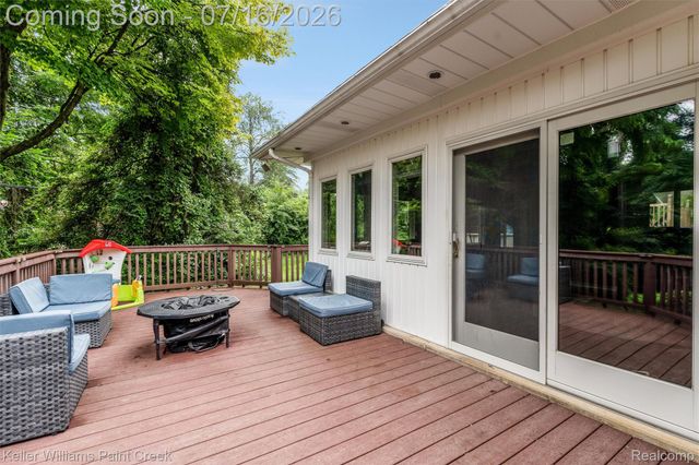 197 Perrydale Street, Rochester Hills, MI 48306