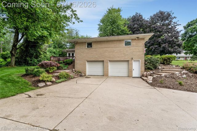 197 Perrydale Street, Rochester Hills, MI 48306