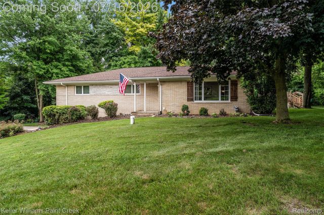 197 Perrydale Street, Rochester Hills, MI 48306