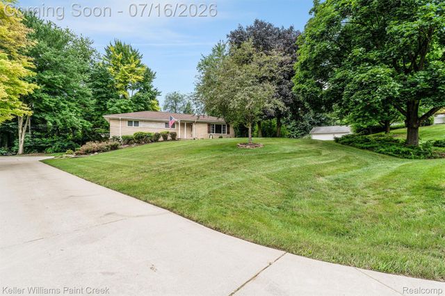 197 Perrydale Street, Rochester Hills, MI 48306