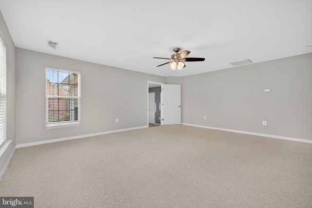 8166 TENBROOK DR, Gainesville, VA 20155