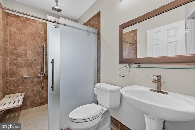 8166 TENBROOK DR, Gainesville, VA 20155