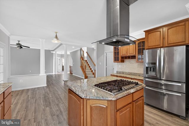 8166 TENBROOK DR, Gainesville, VA 20155