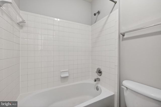 8166 TENBROOK DR, Gainesville, VA 20155