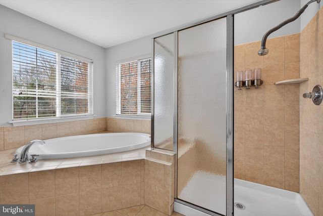 8166 TENBROOK DR, Gainesville, VA 20155